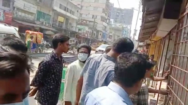 ময়মনসিংহে আদালতের নিষেধাজ্ঞা সত্বেও বহুতল ভবন নির্মাণের অভিযোগ