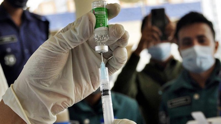 এখনও চলছে প্রথম ডোজ, একদিনে পেলেন ৮ লক্ষাধিক মানুষ