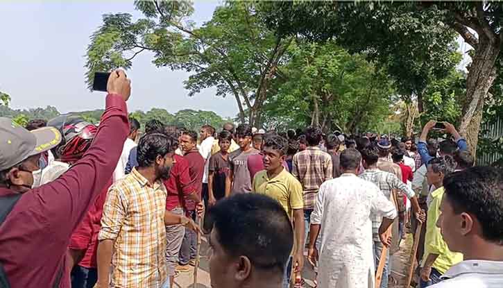 কলমাকান্দায় আওয়ামী লীগ-বিএনপি সংঘর্ষ,৭ রাউন্ড গুলিবর্ষণ: আহত ২৪ কলমাকান্দায় আওয়ামী লীগ-বিএনপি সংঘর্ষ,৭ রাউন্ড গুলিবর্ষণ: আহত ২৪
