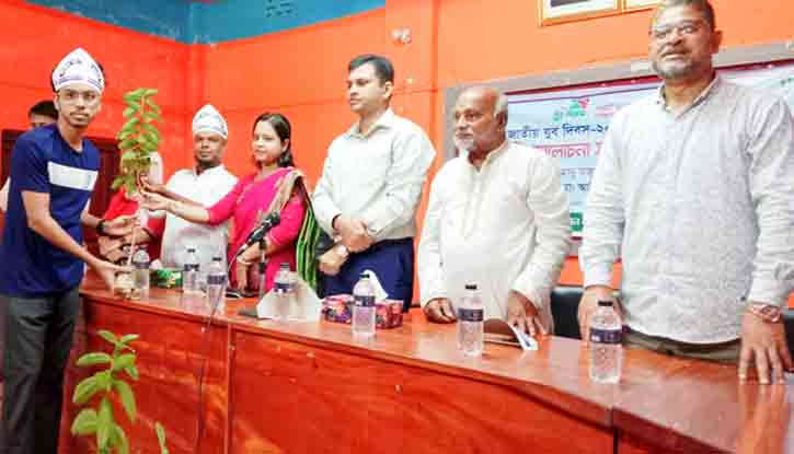 দুর্গাপুরে বর্ণাঢ্য আয়োজনে জাতীয় যুব দিবস পালিত দুর্গাপুরে বর্ণাঢ্য আয়োজনে জাতীয় যুব দিবস পালিত