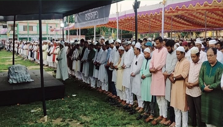চির নিদ্রায় শায়িত হলেন কামরুন্নেছা আশরাফ দীনা