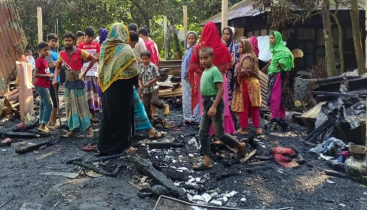 রামগঞ্জে আগুনে পুড়লো ৫ বসতঘর, ১৫ লাখ টাকার ক্ষয়ক্ষতি