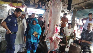 ফুলবাড়ীতে ভোক্তা অধিকারের অভিযান দুই ব্যবসায়িকে অর্থদণ্ডসহ যৌন উত্তেজক সিরাপ ধ্বংস