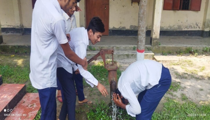 নাগরপুরে তীব্র গরমে অতিষ্ঠ জনজীবন নাগরপুরে তীব্র গরমে অতিষ্ঠ জনজীবন