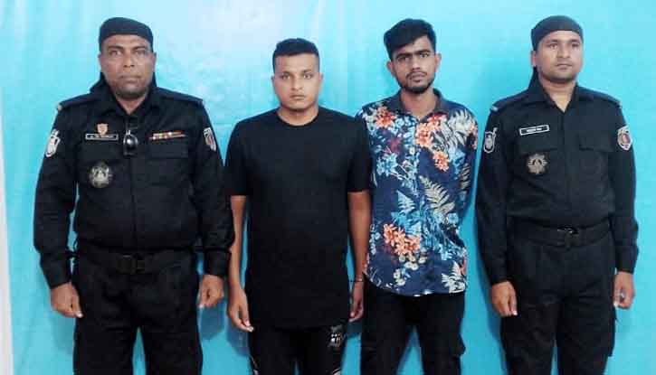 কিশোরগঞ্জে দুই ছিনতাইকারীকে আটক করেছে র্যাব-১৪ কিশোরগঞ্জে দুই ছিনতাইকারীকে আটক করেছে র্যাব-১৪