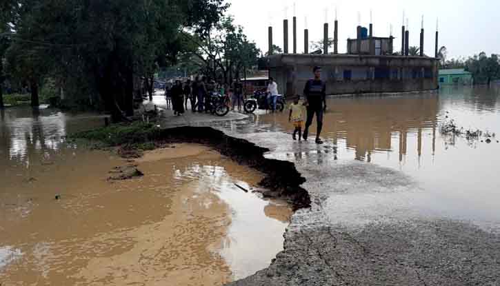 নেত্রকোনায় সাম্প্রতিক বন্যায় ৫ শত ৭১ কোটি টাকার ক্ষয়ক্ষতি নেত্রকোনায় সাম্প্রতিক বন্যায় ৫ শত ৭১ কোটি টাকার ক্ষয়ক্ষতি