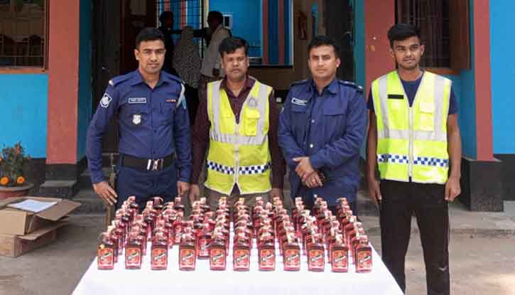 জৈন্তাপুরে ৯২ বোতল ভারতীয় মদ উদ্ধার