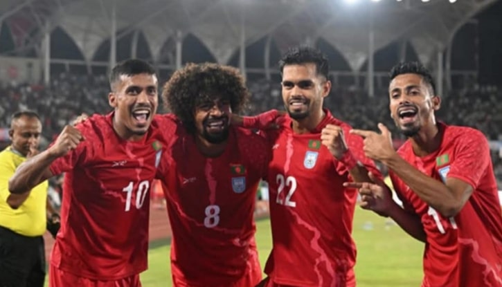 দুর্দান্ত অভিষেকে হামজার ঝলক, ভুটানকে হারাল বাংলাদেশ দুর্দান্ত অভিষেকে হামজার ঝলক, ভুটানকে হারাল বাংলাদেশ