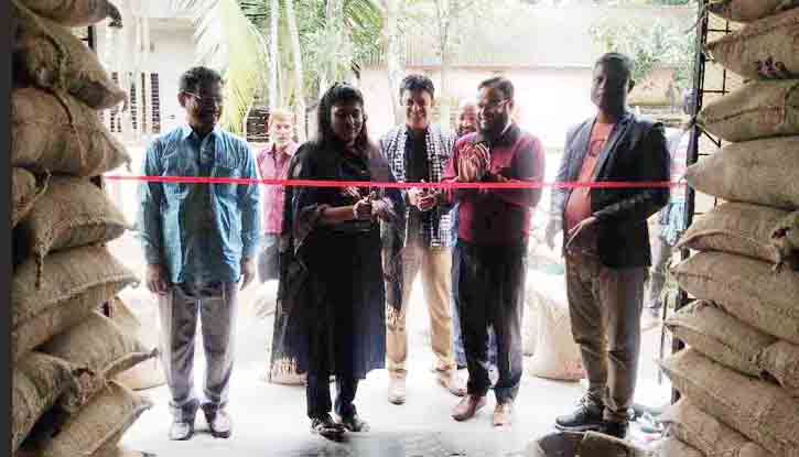 বারহাট্টায় চাল সংগ্রহ শুরু