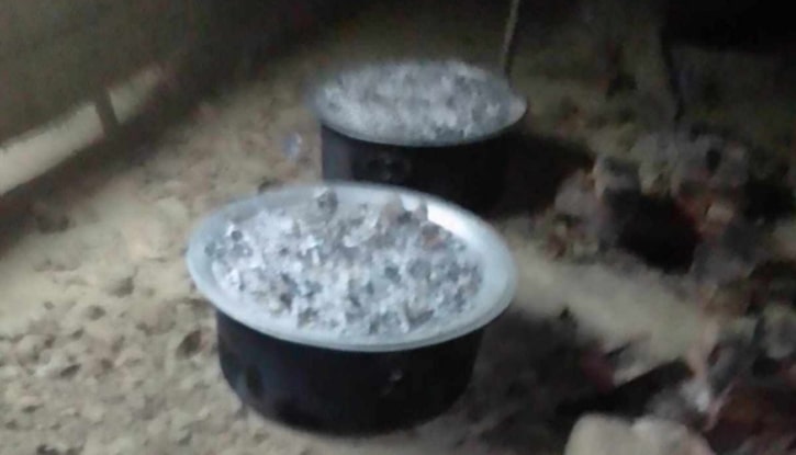 শেরপুরের নালিতাবাড়ীতে নির্বাচনী সভা থেকে তিন ডেগ বিরিয়ানি জব্দ শেরপুরের নালিতাবাড়ীতে নির্বাচনী সভা থেকে তিন ডেগ বিরিয়ানি জব্দ