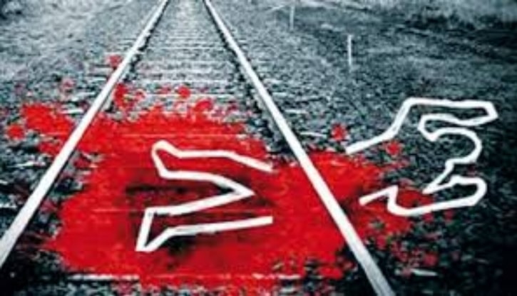 পূর্বধলায় ট্রেনে কাটা পড়ে অজ্ঞাত ব্যক্তির মৃত্যু