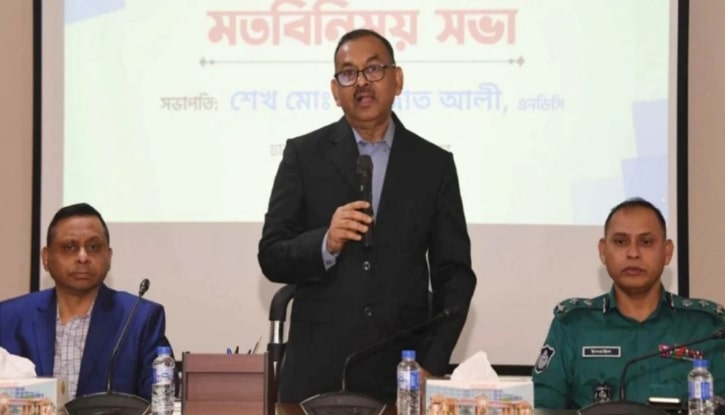 থানায় আগত সবাইকে সেবা নিশ্চিত করতে হবে: ডিএমপি কমিশনার