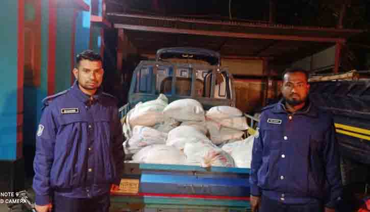 জৈন্তাপুরে পুলিশের অভিযানে ভারতীয় চিনি পেঁয়াজসহ আটক-১ জৈন্তাপুরে পুলিশের অভিযানে ভারতীয় চিনি পেঁয়াজসহ আটক-১