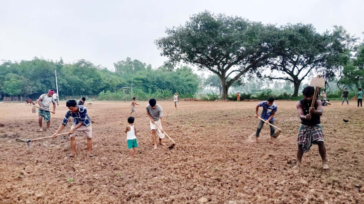 খেলাধুলার অনুপযোগী: সংস্কারের দাবি খেলাধুলার অনুপযোগী: সংস্কারের দাবি