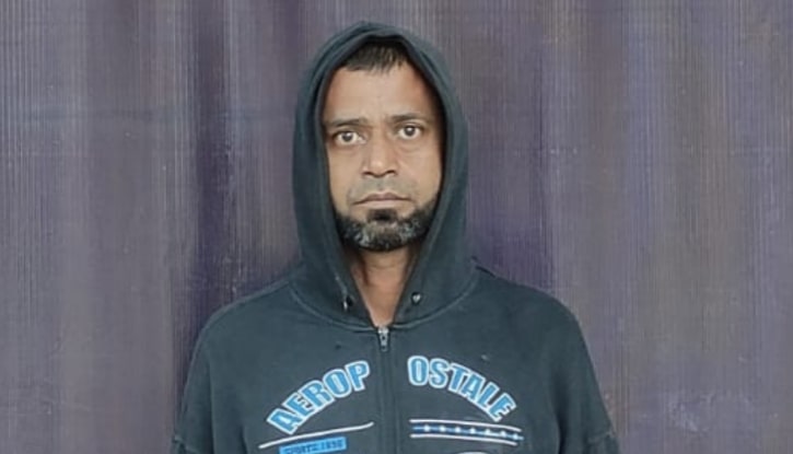 র্যাবের অভিযানে ১০কেজি গাঁজাসহ এক মাদক ব্যবসায়ী গ্রেফতার র্যাবের অভিযানে ১০কেজি গাঁজাসহ এক মাদক ব্যবসায়ী গ্রেফতার