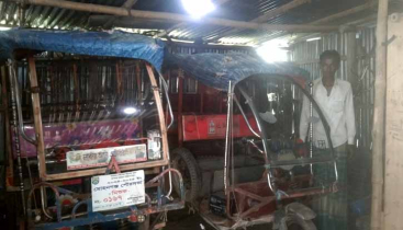 মোহনগঞ্জে গ্যারেজ থেকে অটোরিকশার ৮টি ব্যাটারী চুরি