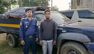 চোরাই পথে আনা সাড়ে ৮ হাজার কেজি চিনি জব্দ, আটক-২