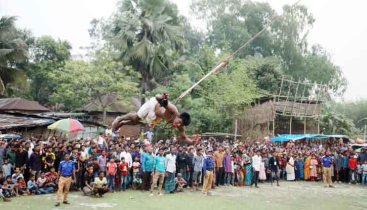 ফুলবাড়ীতে ঐতিহ্যবাহী চড়কসহ গ্রামীণ মেলা অনুষ্ঠিত