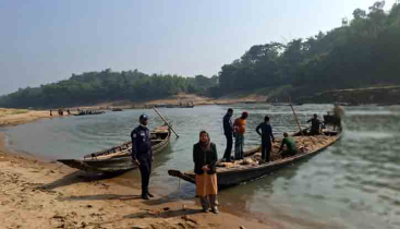 জৈন্তাপুরে প্রশাসনের অভিযানে বালু জব্দ, আটক ৬