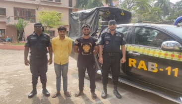 কুমিল্লায় র‌্যাবের হাতে ফেন্সিডিলসহ দুই মাদক ব্যবসায়ী গ্রেফতার