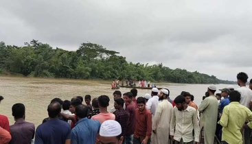 দুর্গাপুরে সোমেশ্বরী নদীতে নৌকা ডুবে মাদ্রাসা ছাত্রী নিখোঁজ