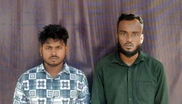 র‌্যাবের অভিযানে ৮.৫ কেজি গাঁজা ও ৩০১ বোতল ফেন্সিডিলসহ ২ মাদক ব্যবসায়ী গ্রেফতার
