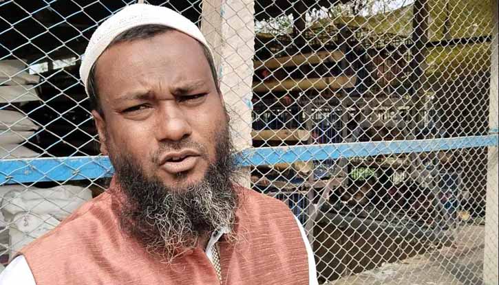 লিয়ার মুরগির খামার করে স্বাবলম্বী ঝিনাইগাতীর সালেহ আহাম্মেদ লিয়ার মুরগির খামার করে স্বাবলম্বী ঝিনাইগাতীর সালেহ আহাম্মেদ