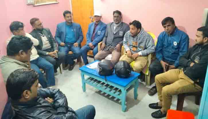 শেরপুর সাংবাদিককে মিথ্যা মামলায় ফাঁসানোর অভিযোগ শেরপুর সাংবাদিককে মিথ্যা মামলায় ফাঁসানোর অভিযোগ
