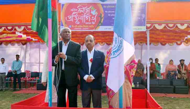পড়াশোনার পাশাপাশি খেলাধুলা চর্চা করতে হবে: বীর মুক্তিযোদ্ধা আশরাফ আলী খান খসরু এমপি পড়াশোনার পাশাপাশি খেলাধুলা চর্চা করতে হবে: বীর মুক্তিযোদ্ধা আশরাফ আলী খান খসরু এমপি