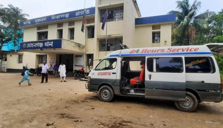 নেত্রকোণার মোহনগঞ্জে জাম্বুরা গাছে ঝুলছিল গৃহবধূর লাশ