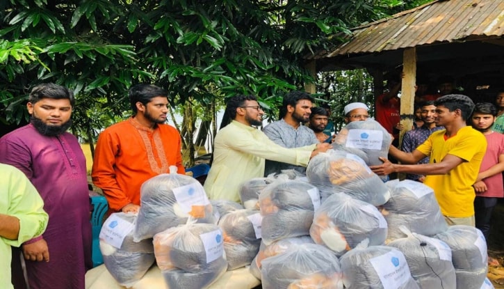 জৈন্তাপুরে বন্যায় ক্ষতিগ্রস্ত পরিবারের পাশে ছাত্রশিবির জৈন্তাপুরে বন্যায় ক্ষতিগ্রস্ত পরিবারের পাশে ছাত্রশিবির